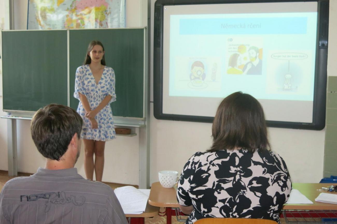Deváťáci prezentují své ročníkové práce