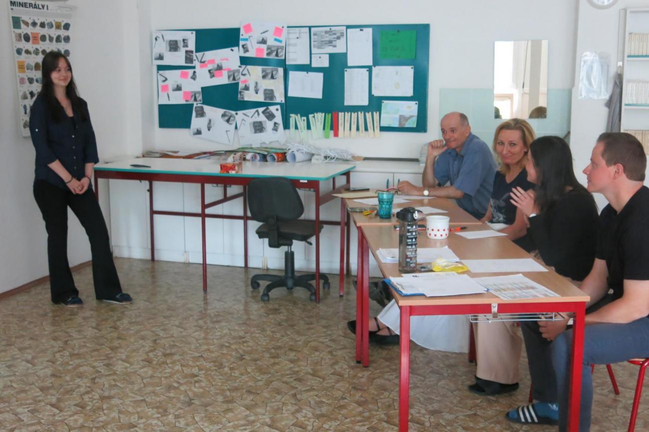 Deváťáci prezentují své ročníkové práce