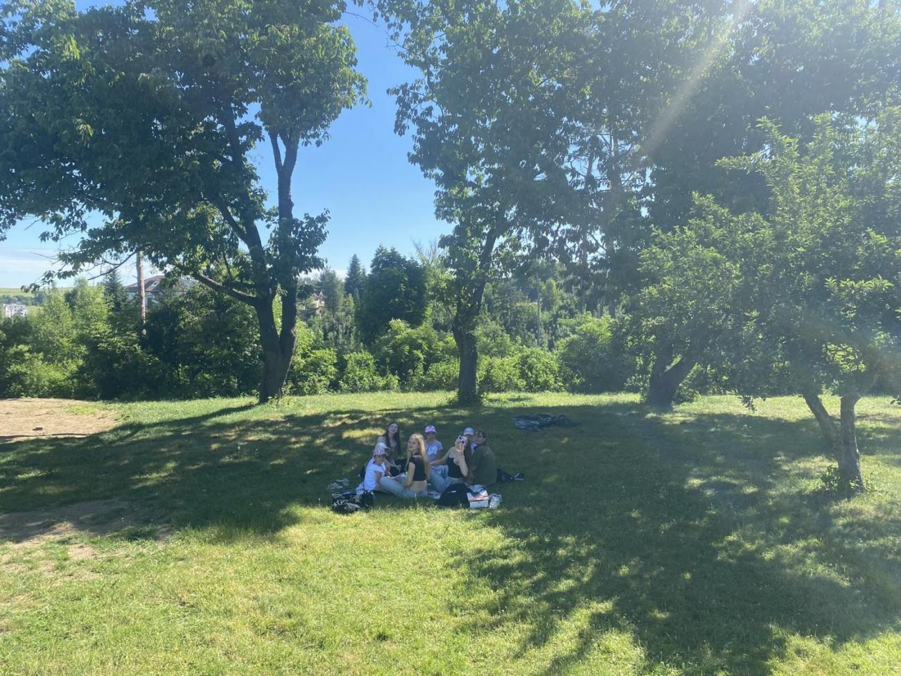 Spolupráce 1.B a 9.B