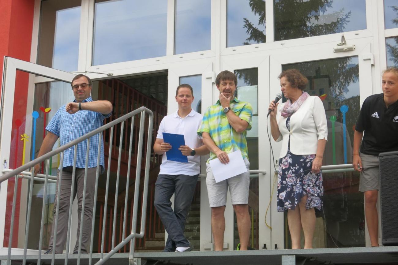 Rozloučení se školním rokem a s našimi deváťáky