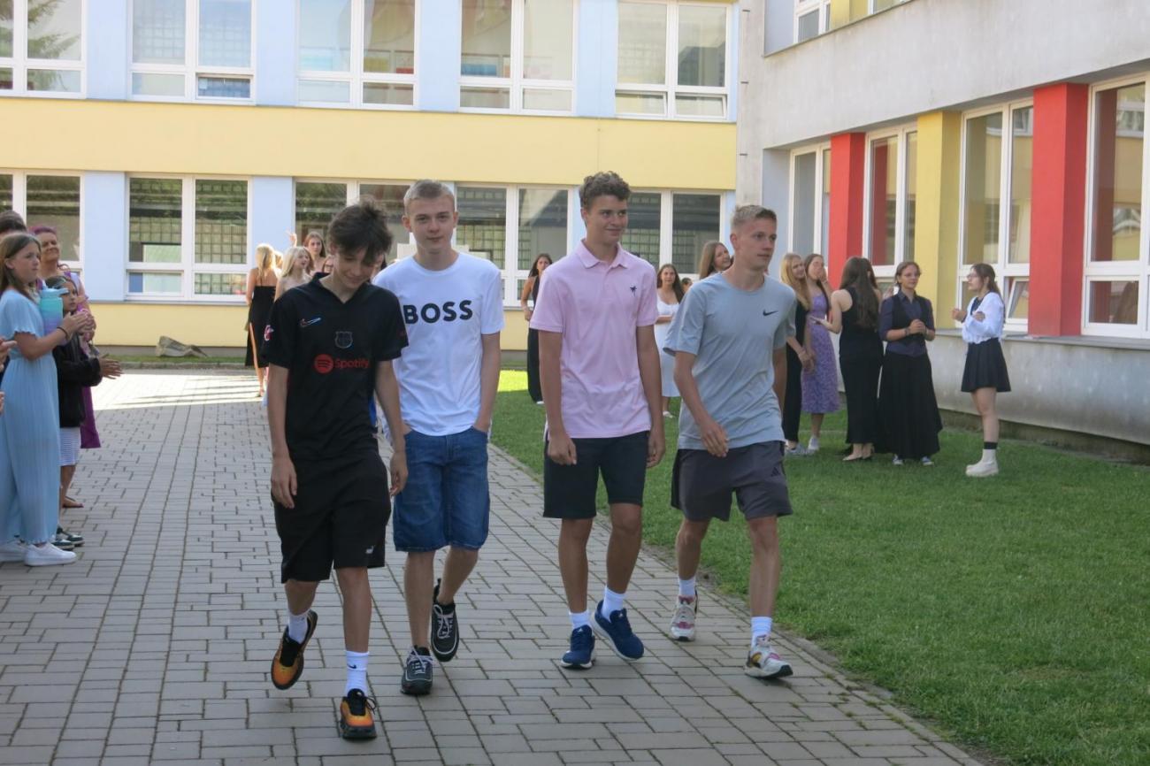 Rozloučení se školním rokem a s našimi deváťáky