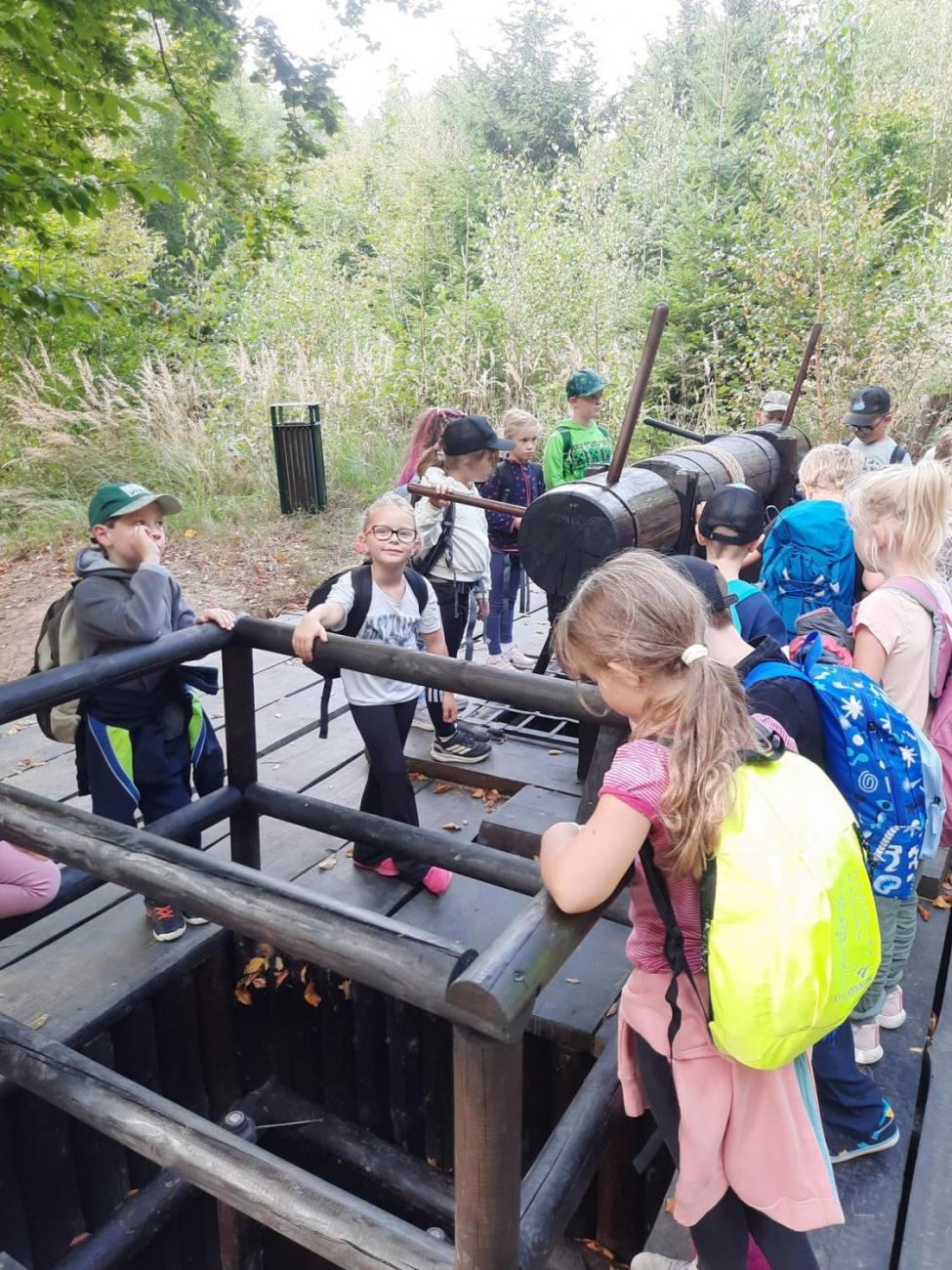 Modré žáby pod Šacberkem  2.C