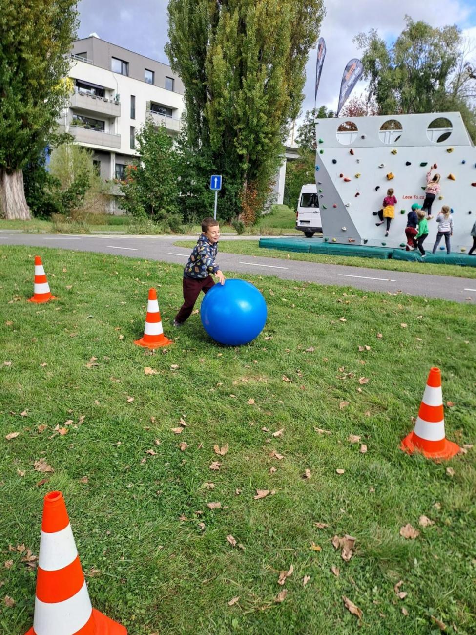 Dětský den na dopravním hřišti 2.CDětský den na dopravním hřišti 2.C