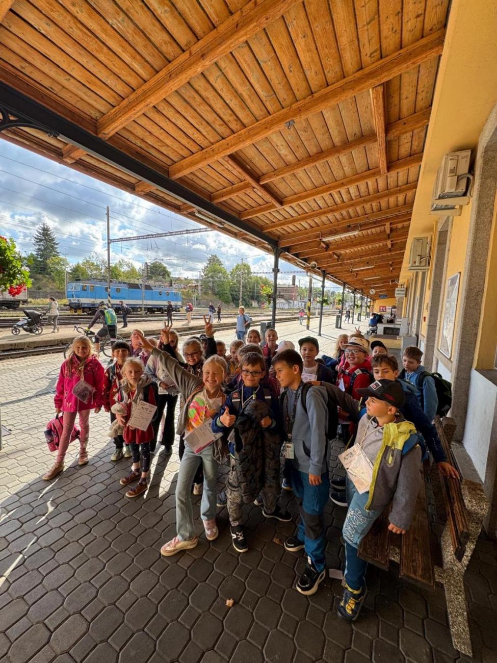 Různou dopravou celou Jihlavou 2.A