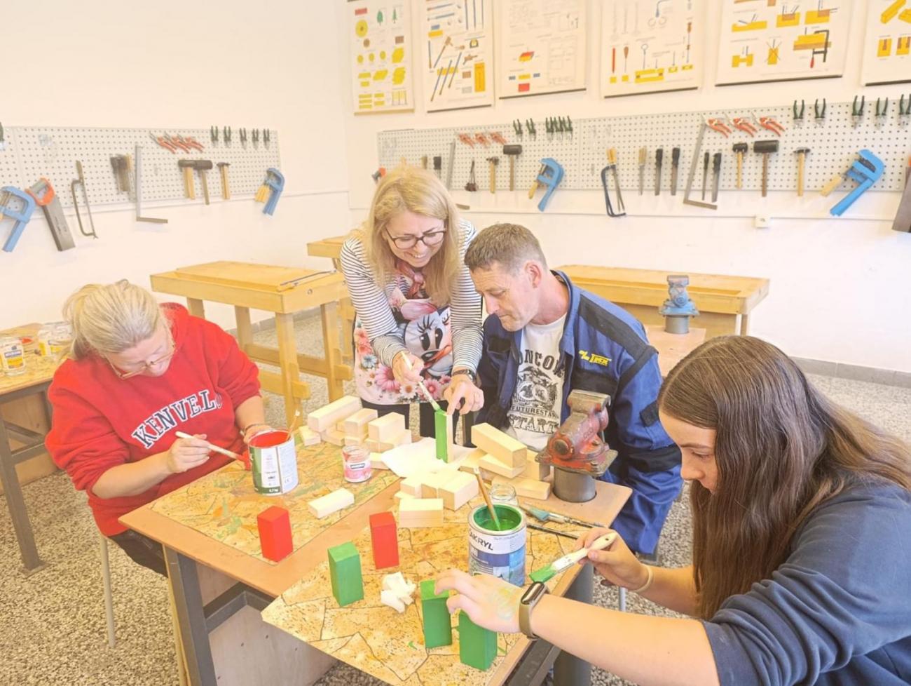 Spolupráce 8.C a DTS Jihlava; Projekt "Kostky jsou vrženy"