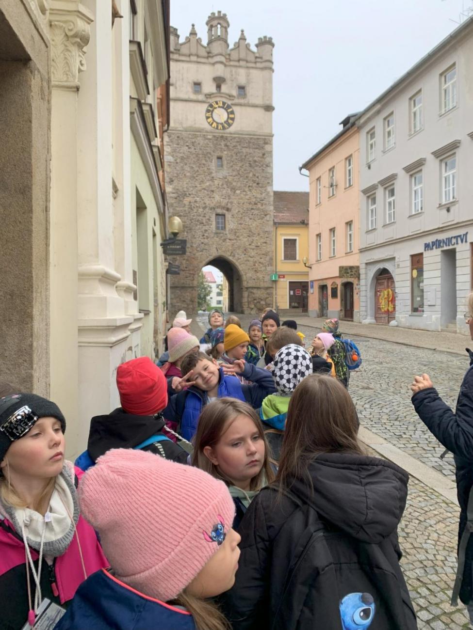 Od brány k bráně  3.B