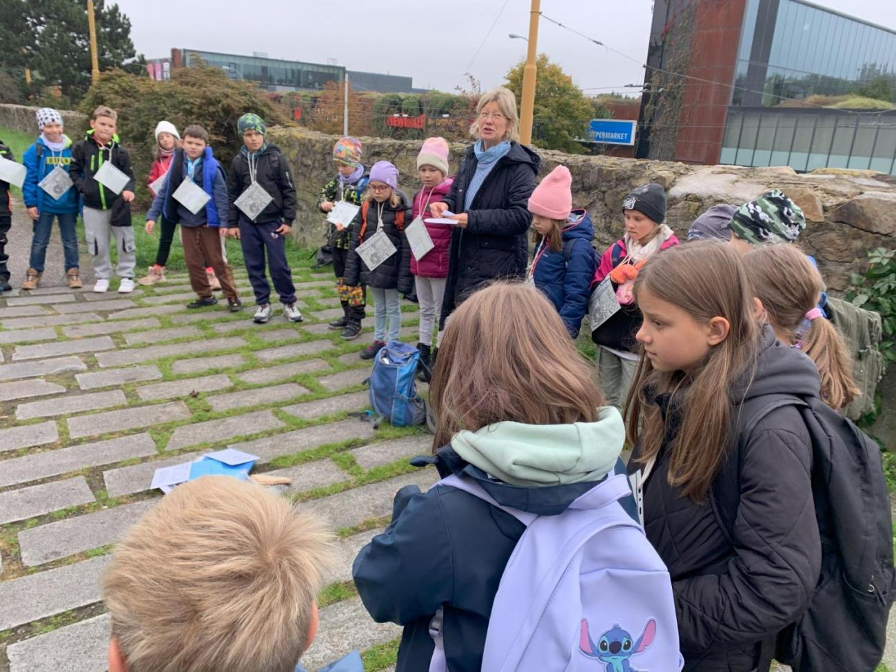 Od brány k bráně  3.B