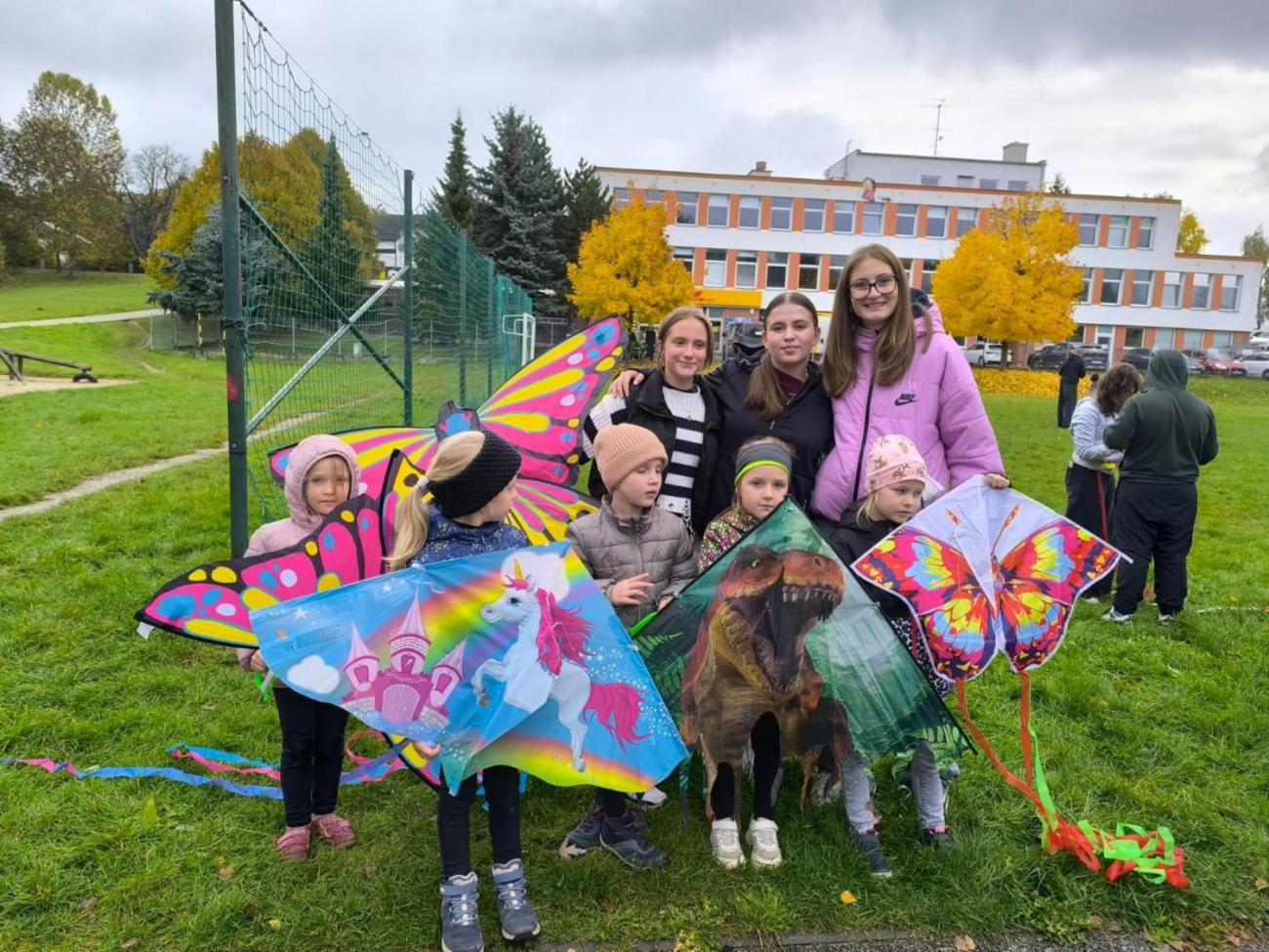 Společné pouštění draků 1.A a 9.A