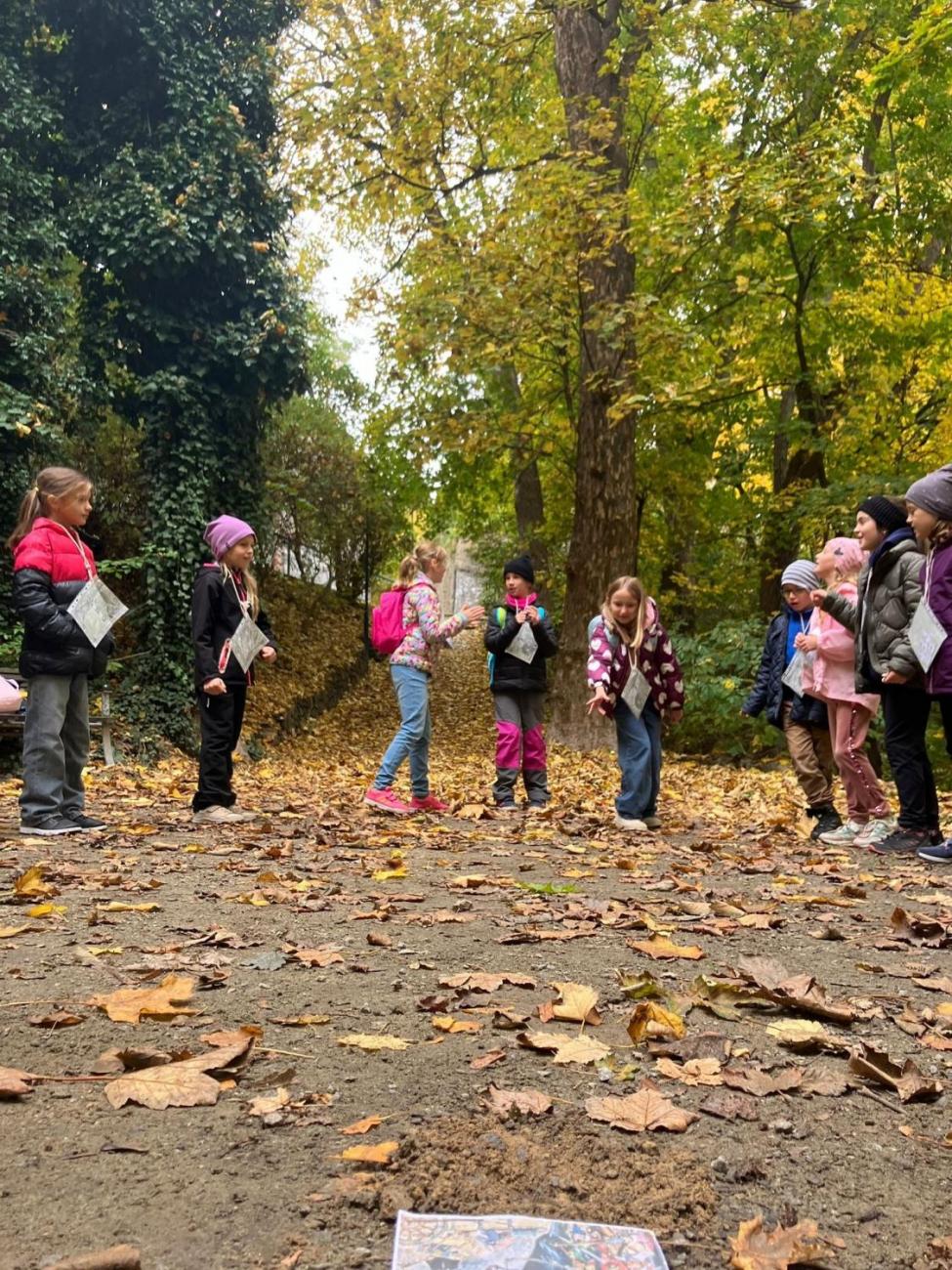 Vycházka „Od brány k bráně“  3.A