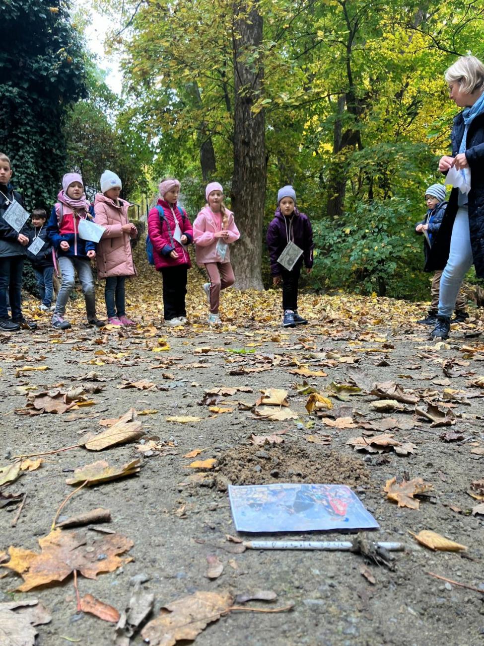 Vycházka „Od brány k bráně“  3.A