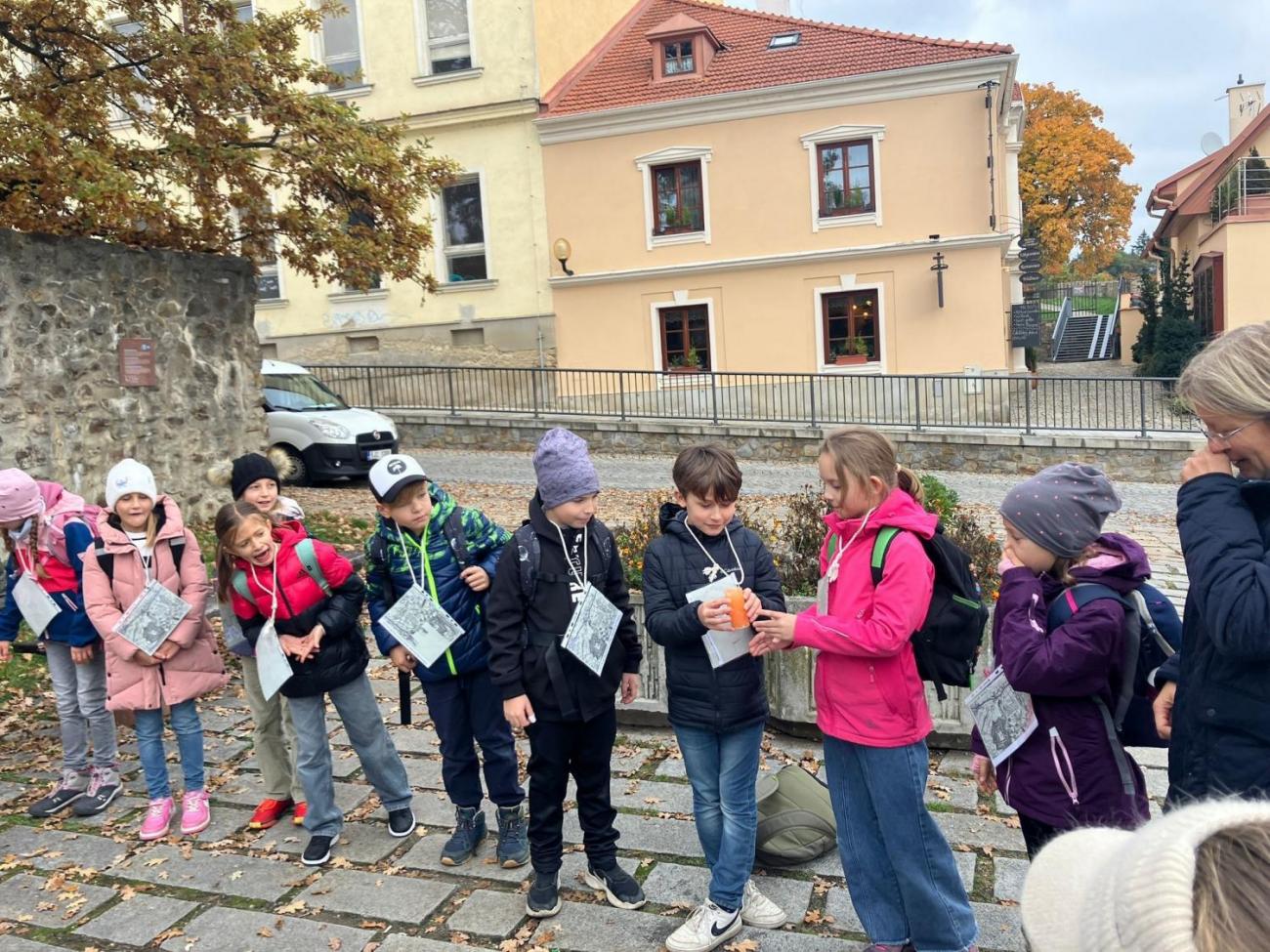 Vycházka „Od brány k bráně“  3.A