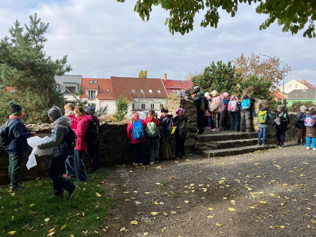 Vycházka „Od brány k bráně“  3.A