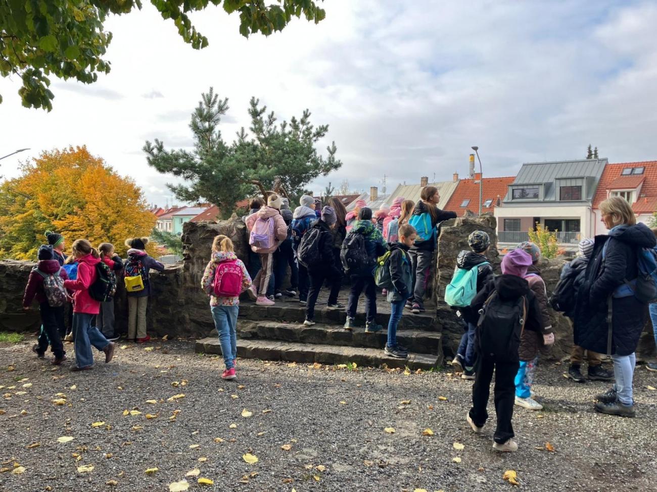 Vycházka „Od brány k bráně“  3.A