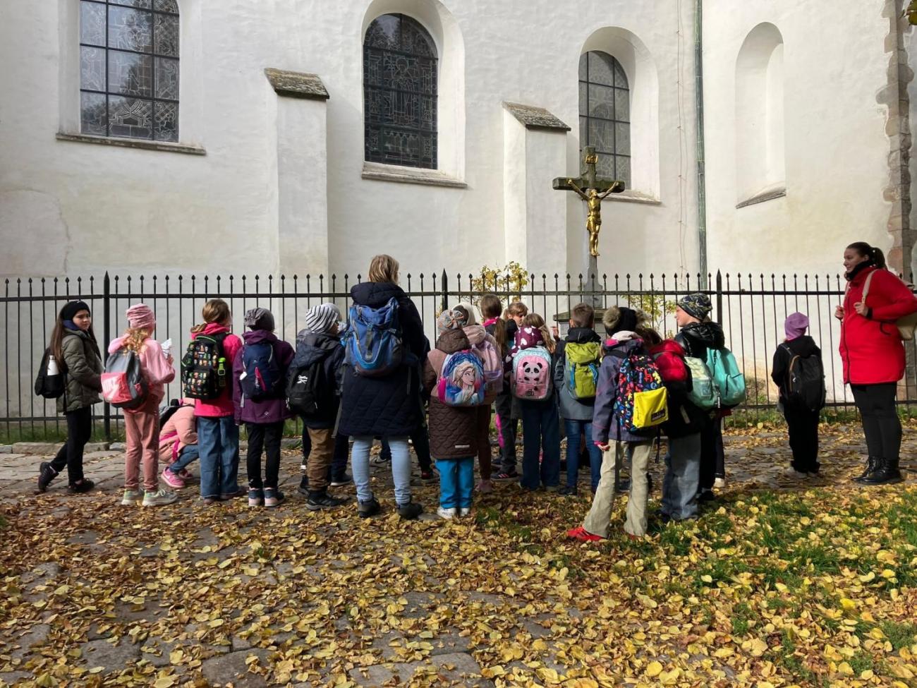 Vycházka „Od brány k bráně“  3.A