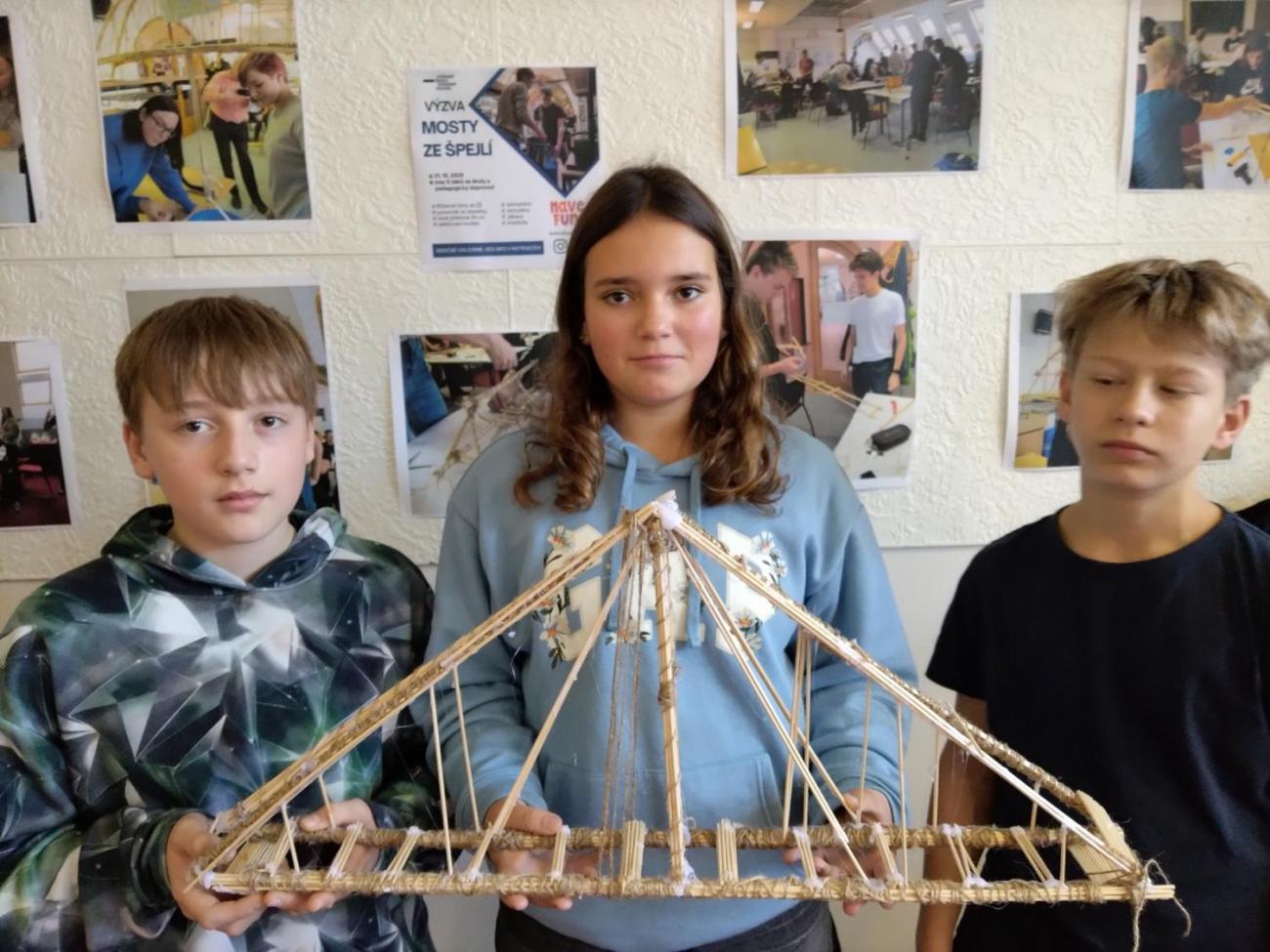 Stavíme mosty ze špejlí