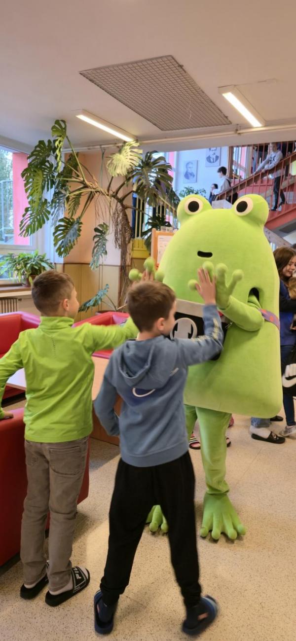 Žabák Cvaky Cvak navštívil naši školu