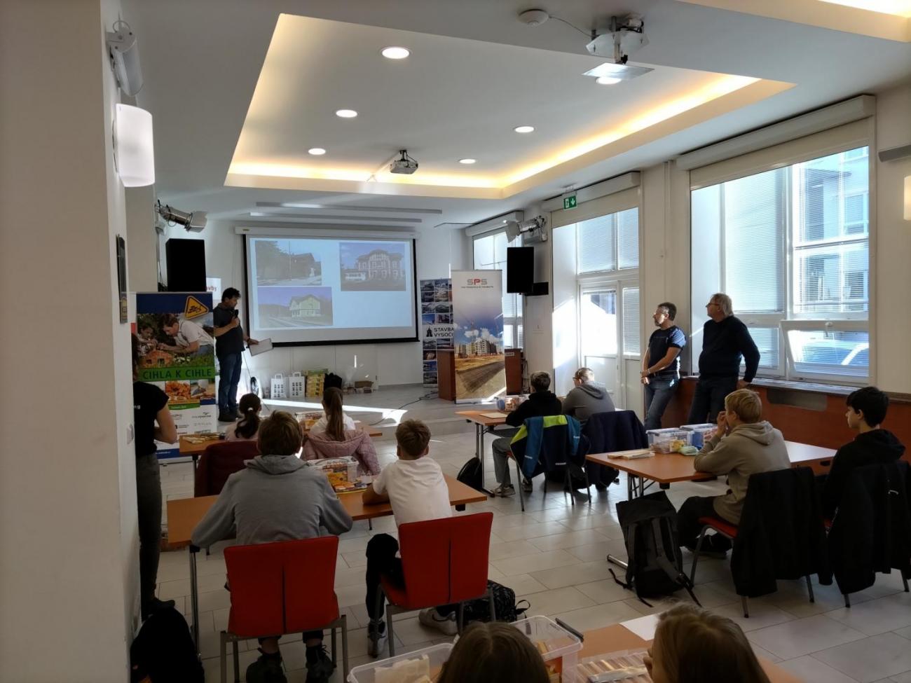 Krajská soutěž Cihla k cihle 