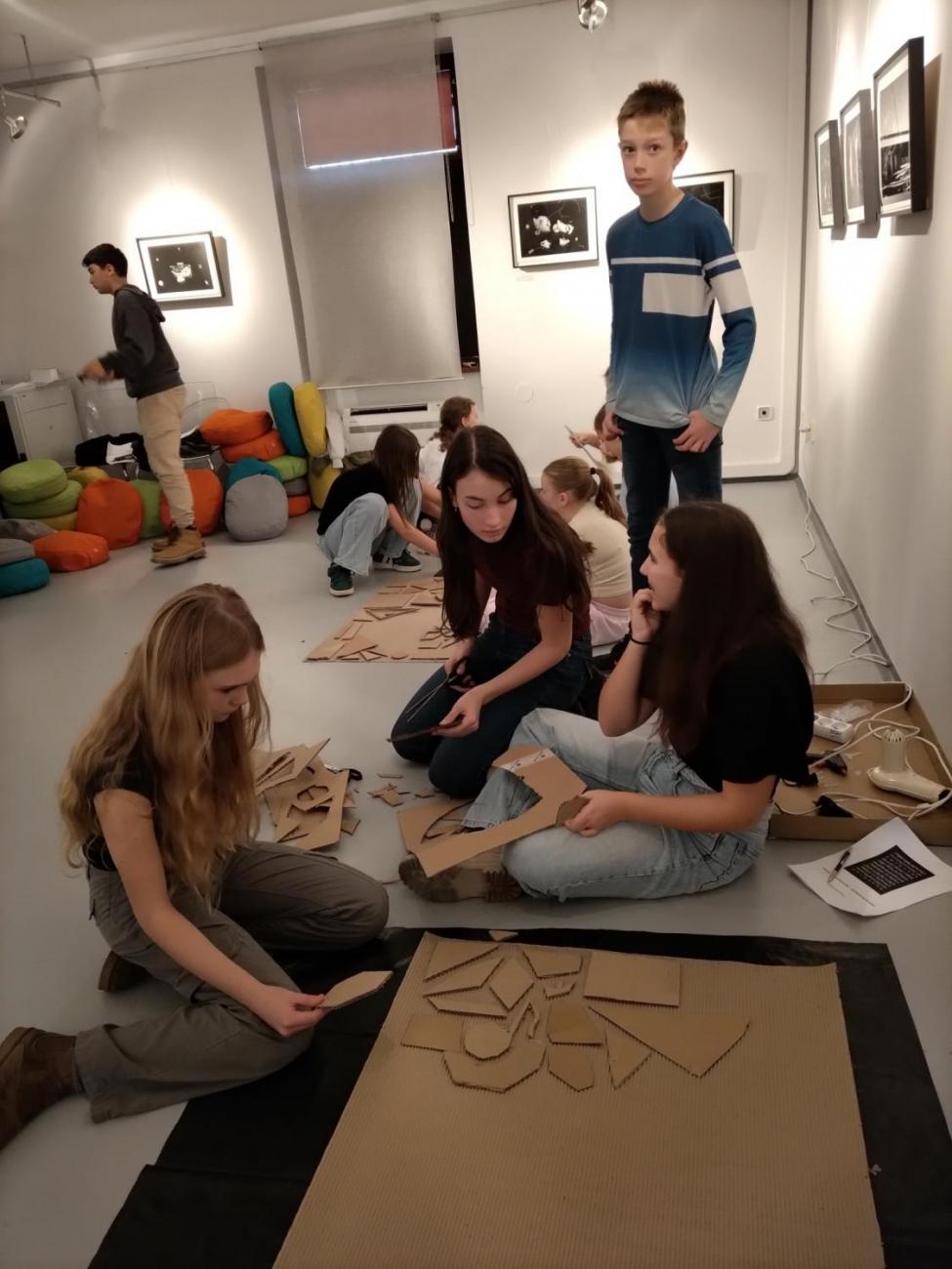 Výtvarný program k výstavě Jolany Havelkové – Zwischen zwei Orten, 7.C