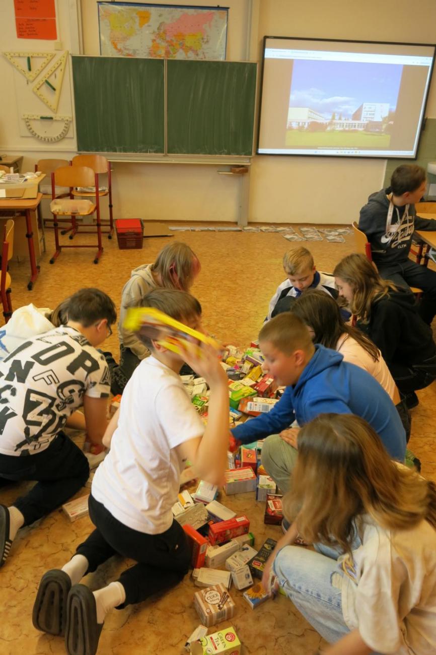 Žáci 6. ročníku poznávali historii a architekturu naší školy