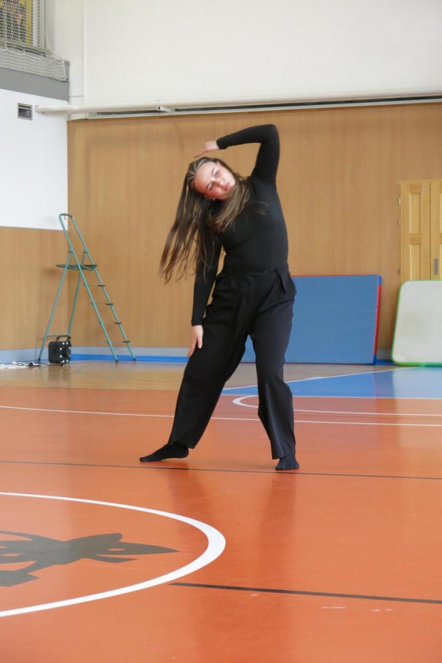 Vystoupení v tělocvičně v rámci 32. Veletrhu zdraví