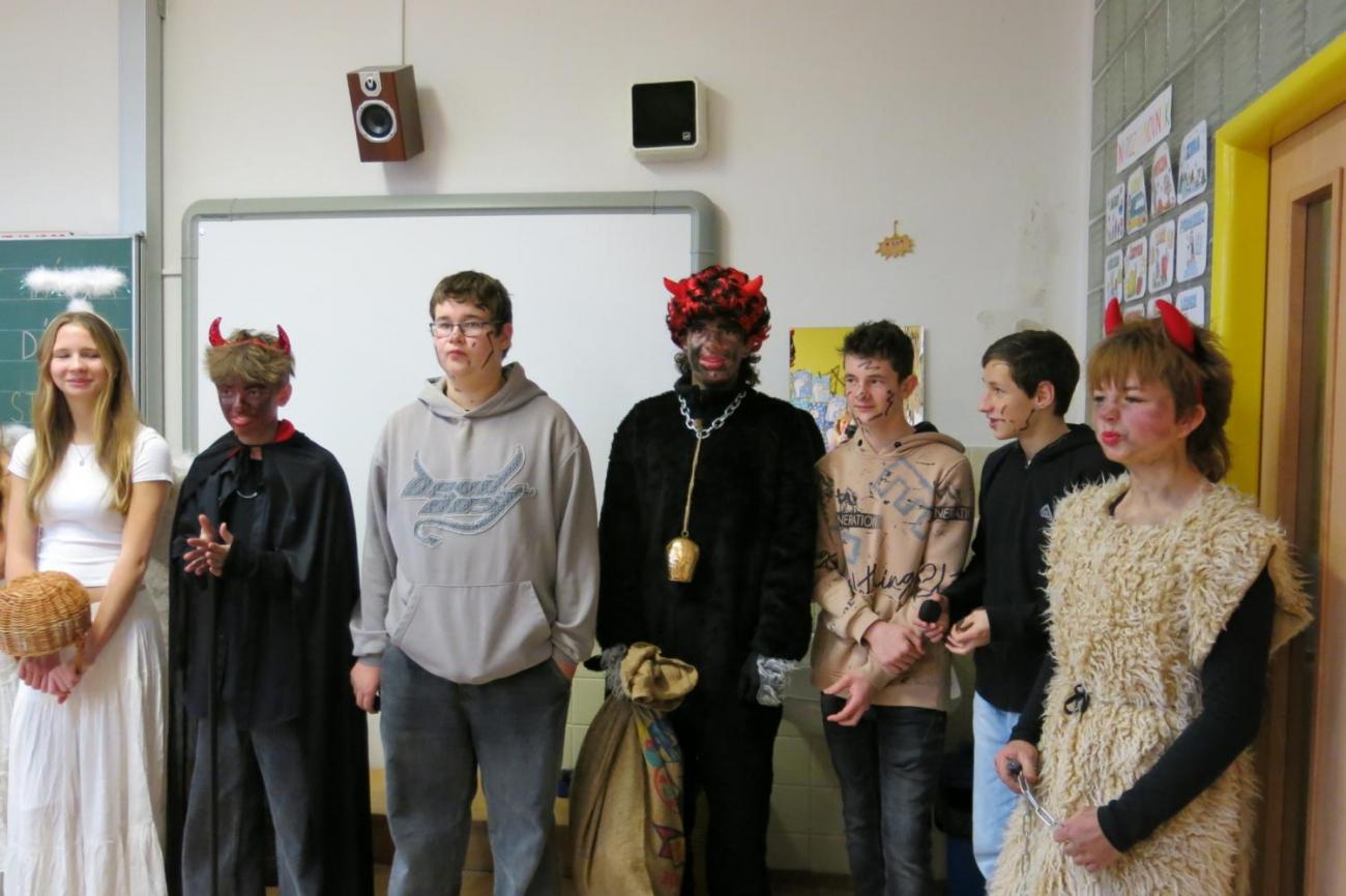 Mikulášská nadílka u prvňáčků