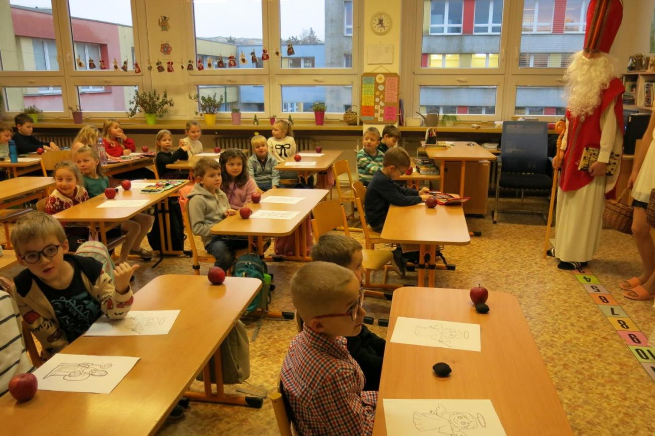 Mikulášská nadílka u prvňáčků