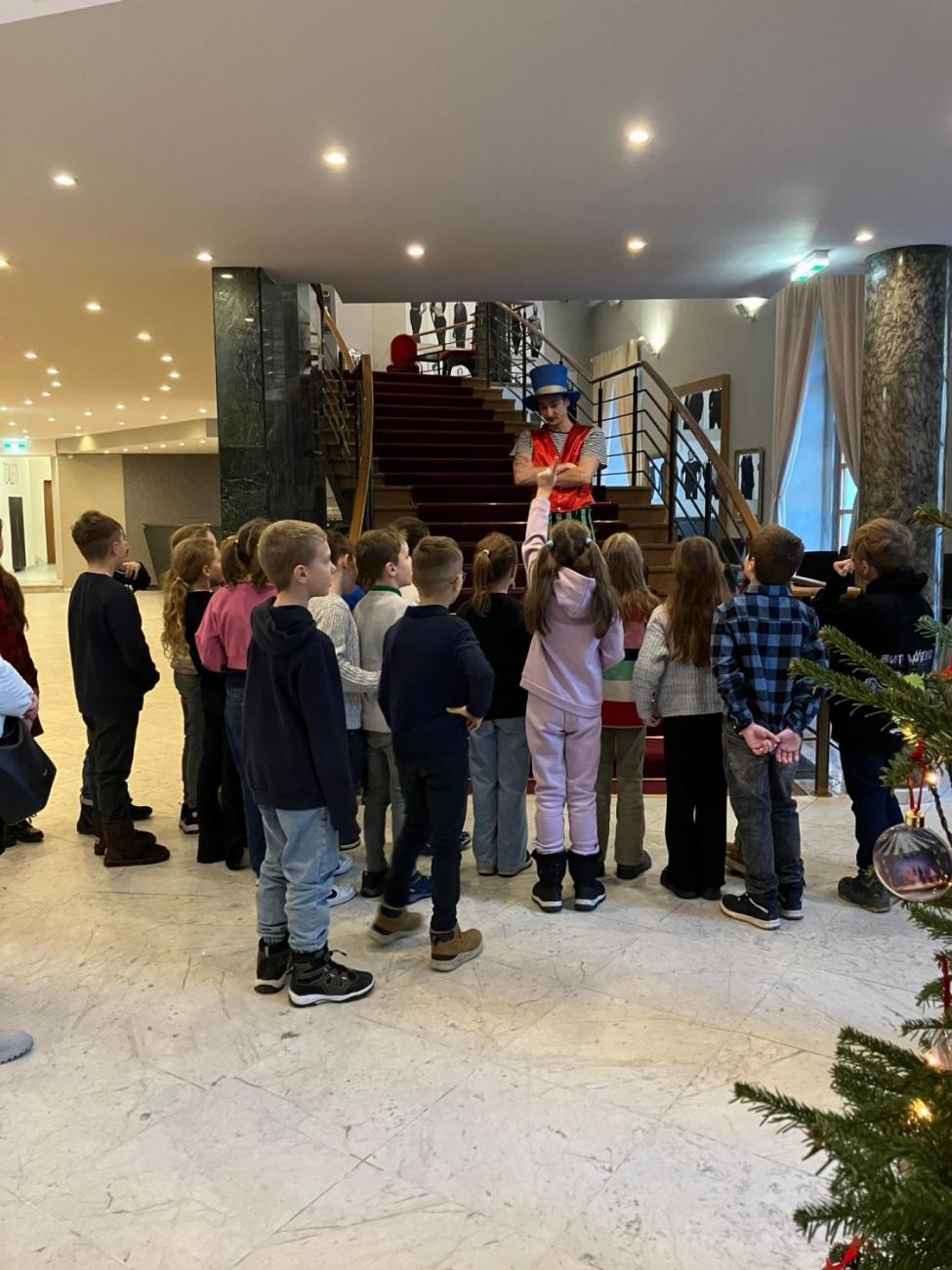 Poprvé v divadle 3.A