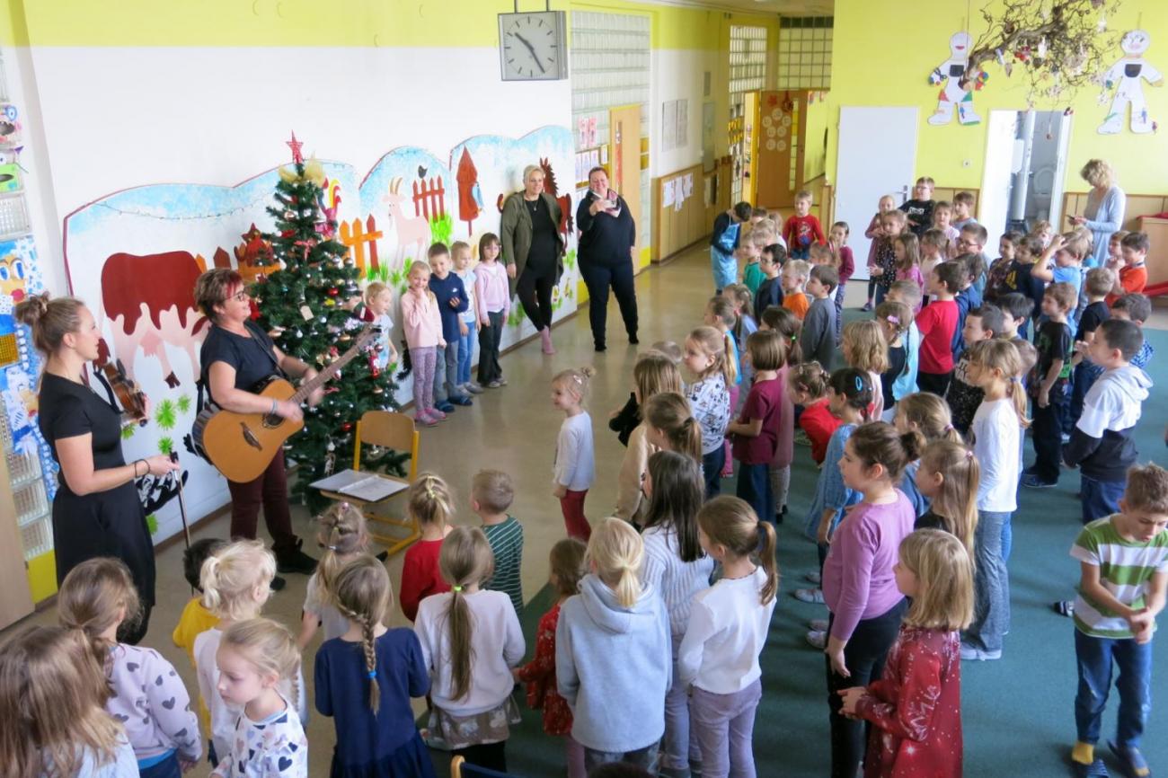Předvánoční setkání s „Koťaty“ z MŠ Mašinka