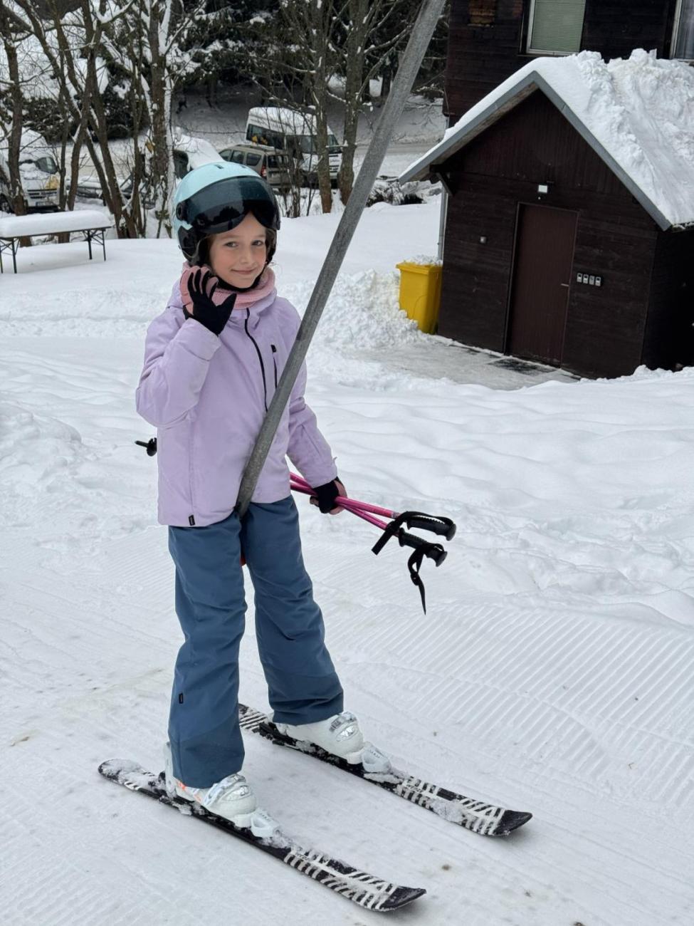 Den plný lyžování