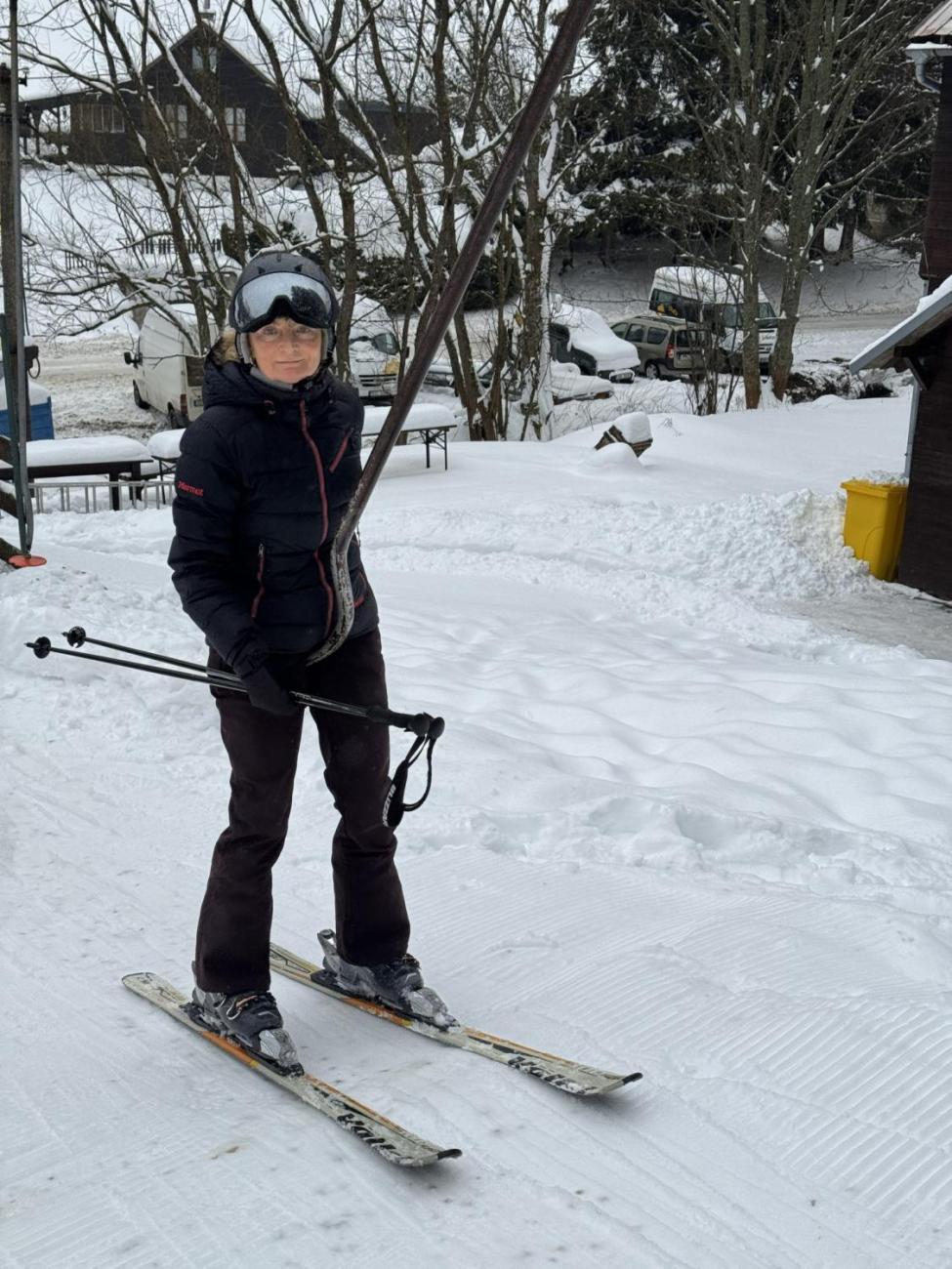 Den plný lyžování