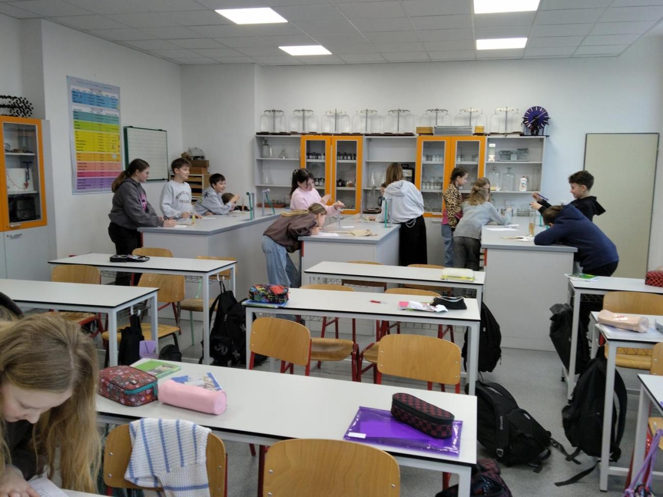 Praktická měření objemu – fyzika, 6. roč.