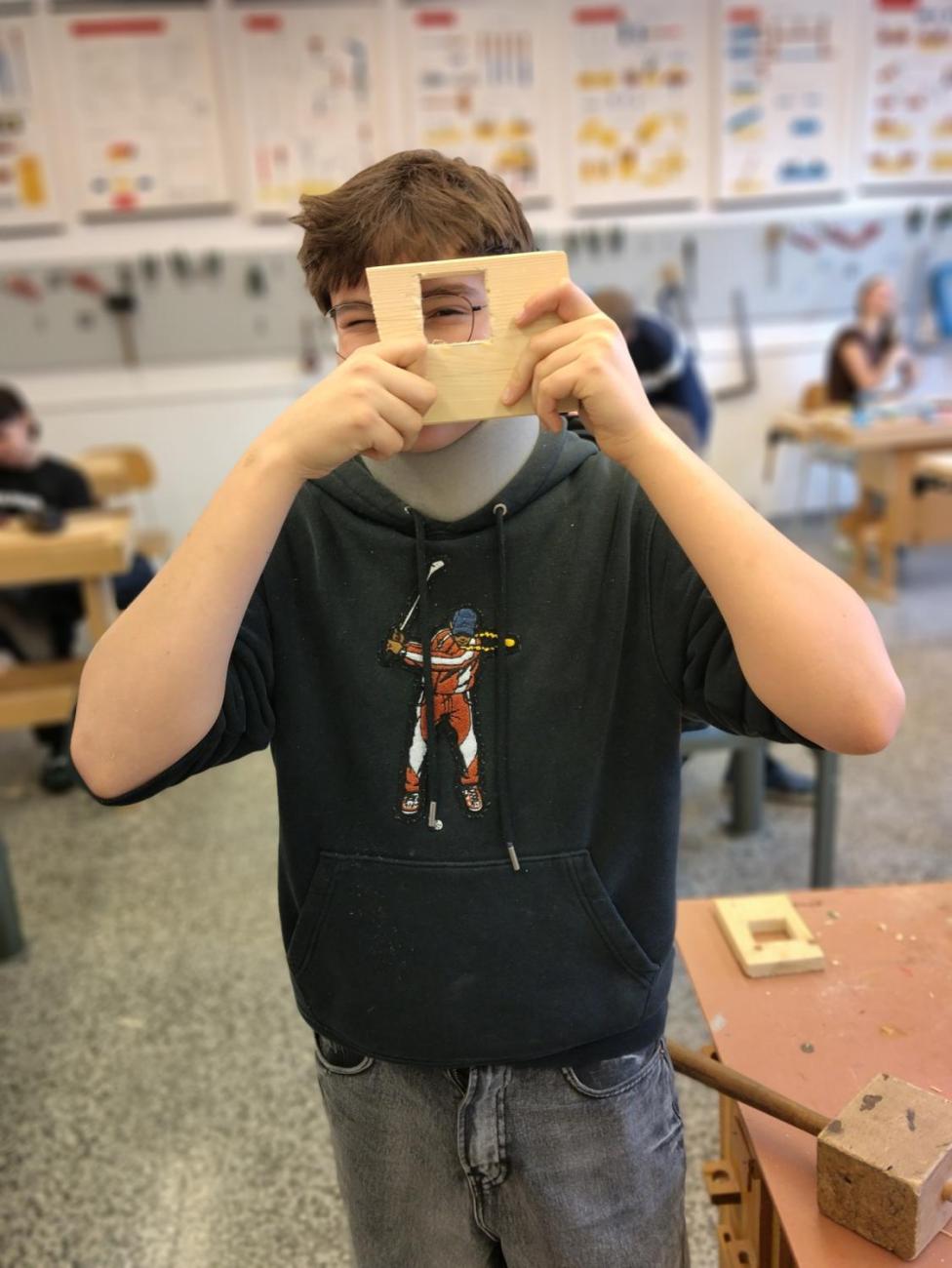 PRÁCE S DŘEVEM – DLABÁNÍ A ZHOTOVENÍ VLASTNÍHO VÝROBKU