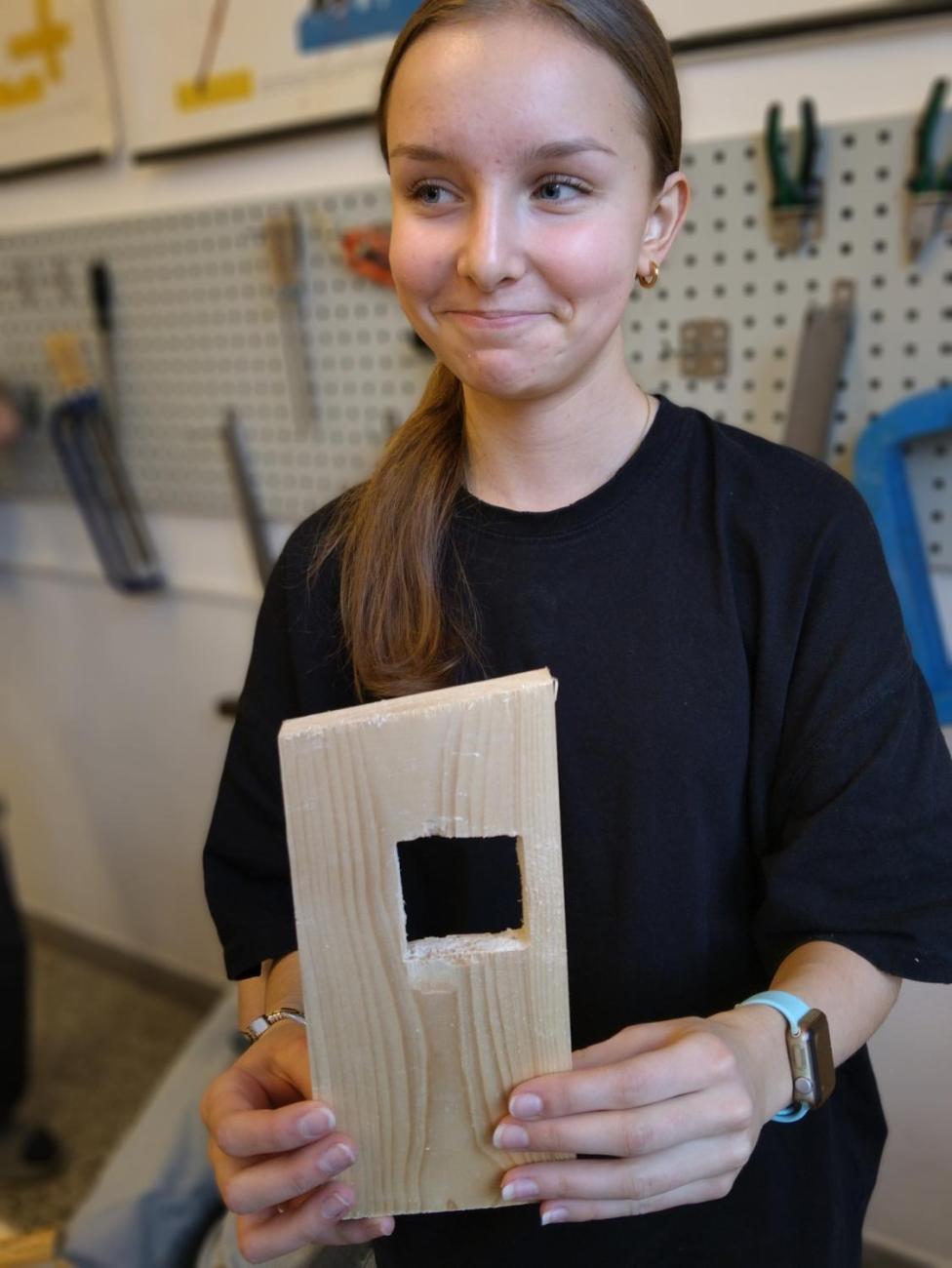 PRÁCE S DŘEVEM – DLABÁNÍ A ZHOTOVENÍ VLASTNÍHO VÝROBKU