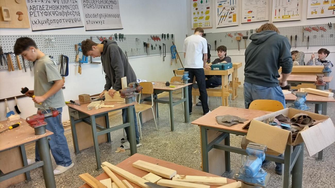 PRÁCE S DŘEVEM – DLABÁNÍ A ZHOTOVENÍ VLASTNÍHO VÝROBKU