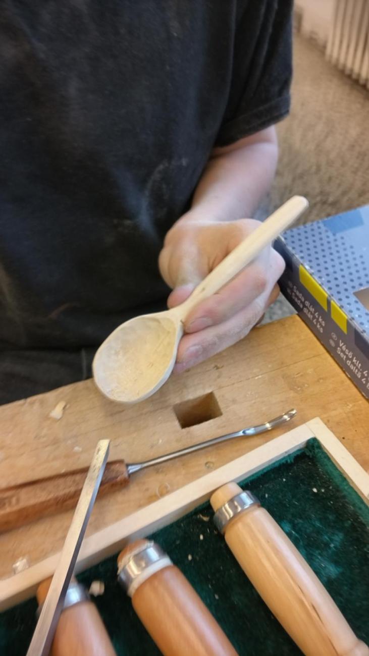 PRÁCE S DŘEVEM – DLABÁNÍ A ZHOTOVENÍ VLASTNÍHO VÝROBKU