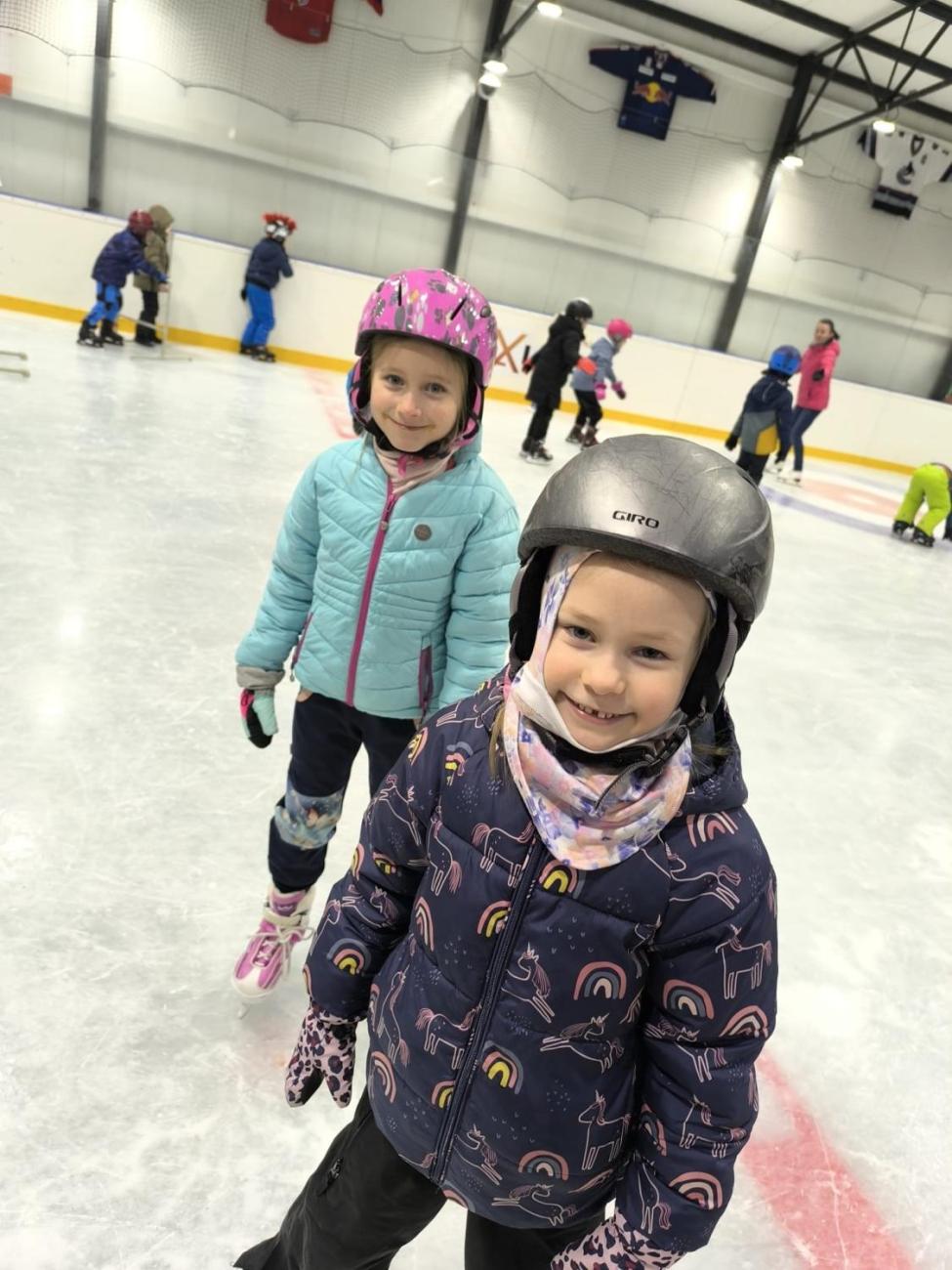 Bruslení 1.A na zimním stadionu ICE POINT 112