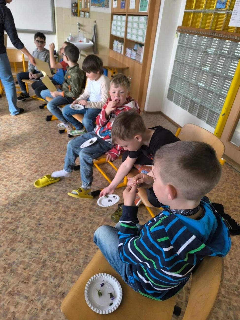 Tajemné sochy ročních období  1.A