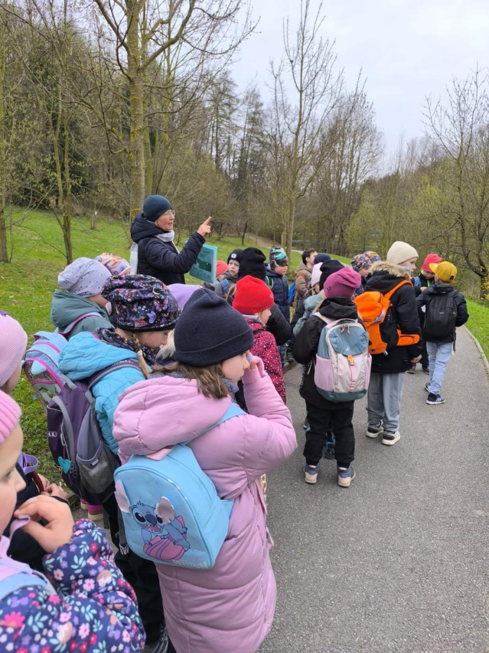 Tajemné sochy ročních období  1.A