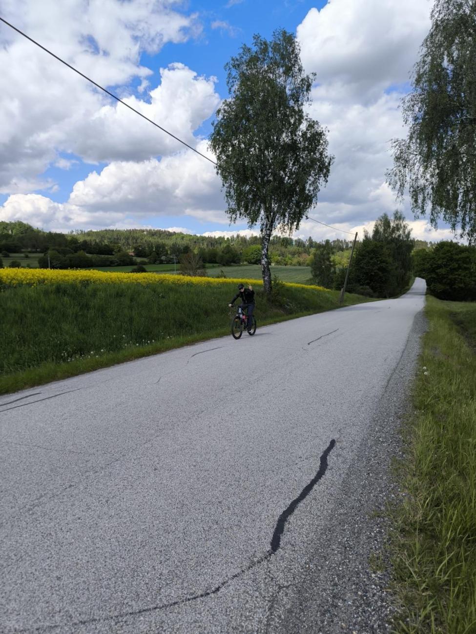 1. den cykloturistického kurzu 6.C v Řásné