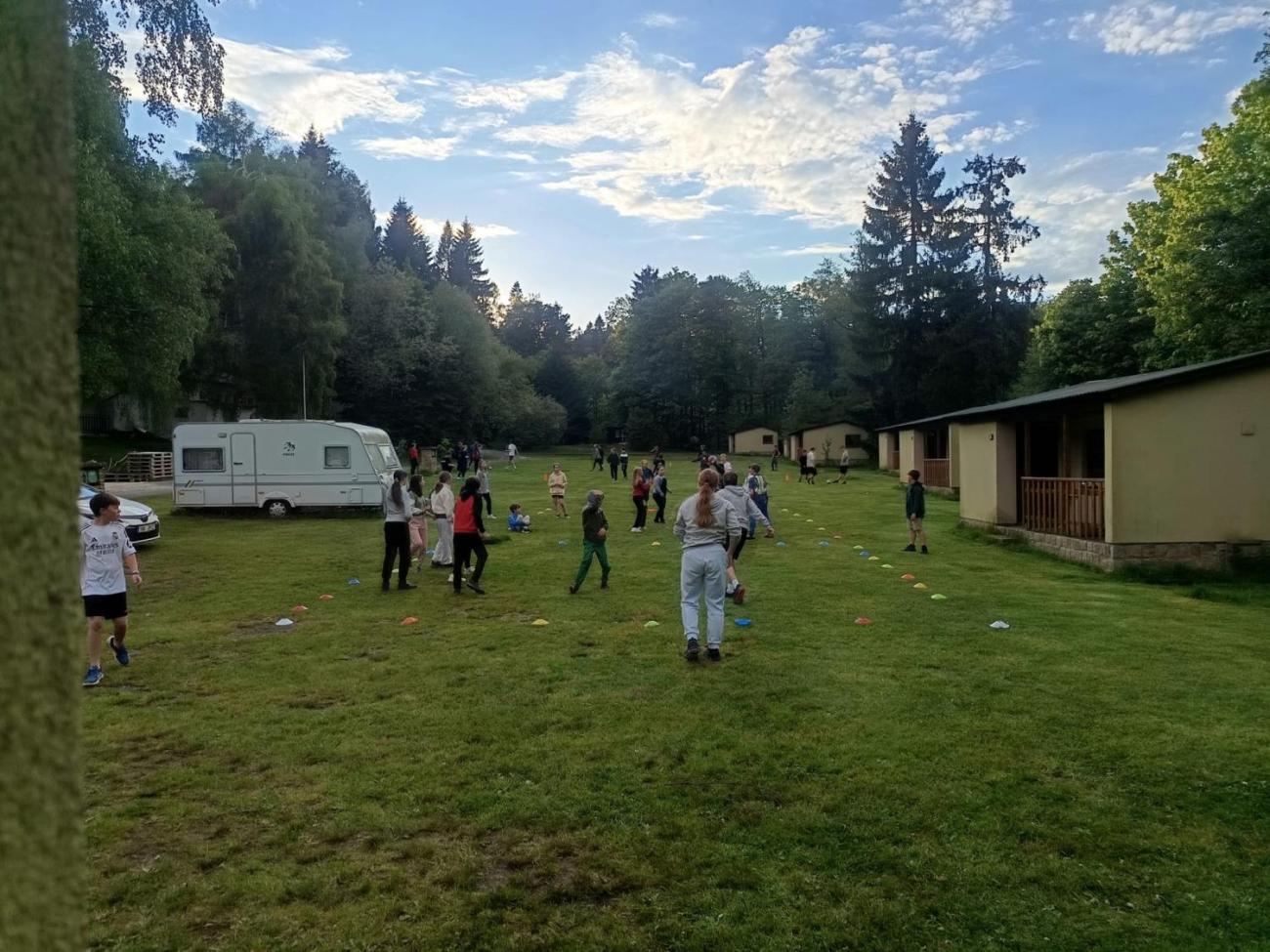 3. den cykloturistického kurzu 6.C – Roštejn, sportovní výzvy a stezka odvahy