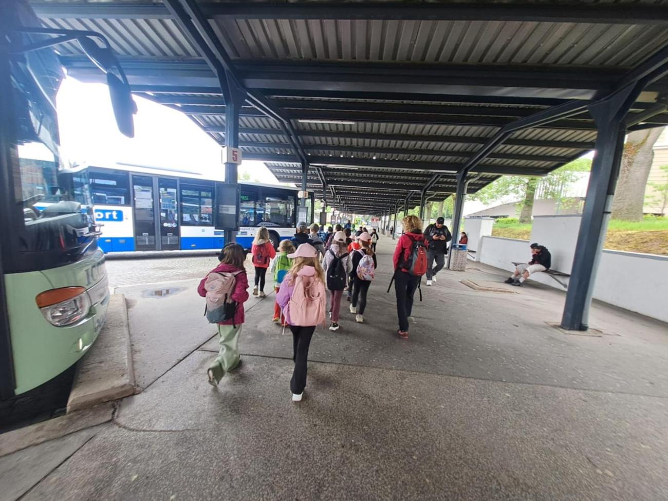 2. C – Různou dopravou celou Jihlavou