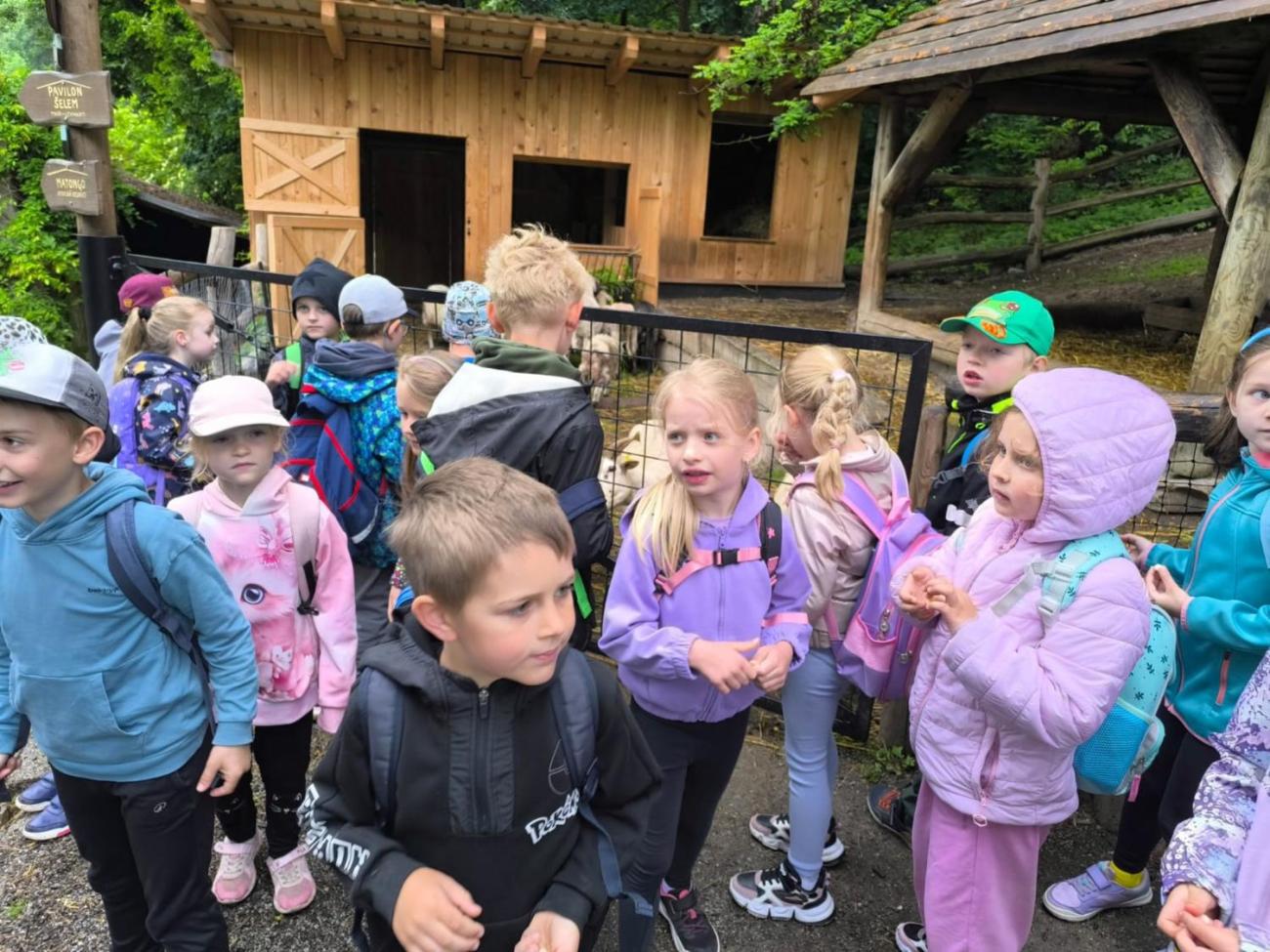 Návštěva Zoo Jihlava – program „Když jsem já sloužil“  1.A