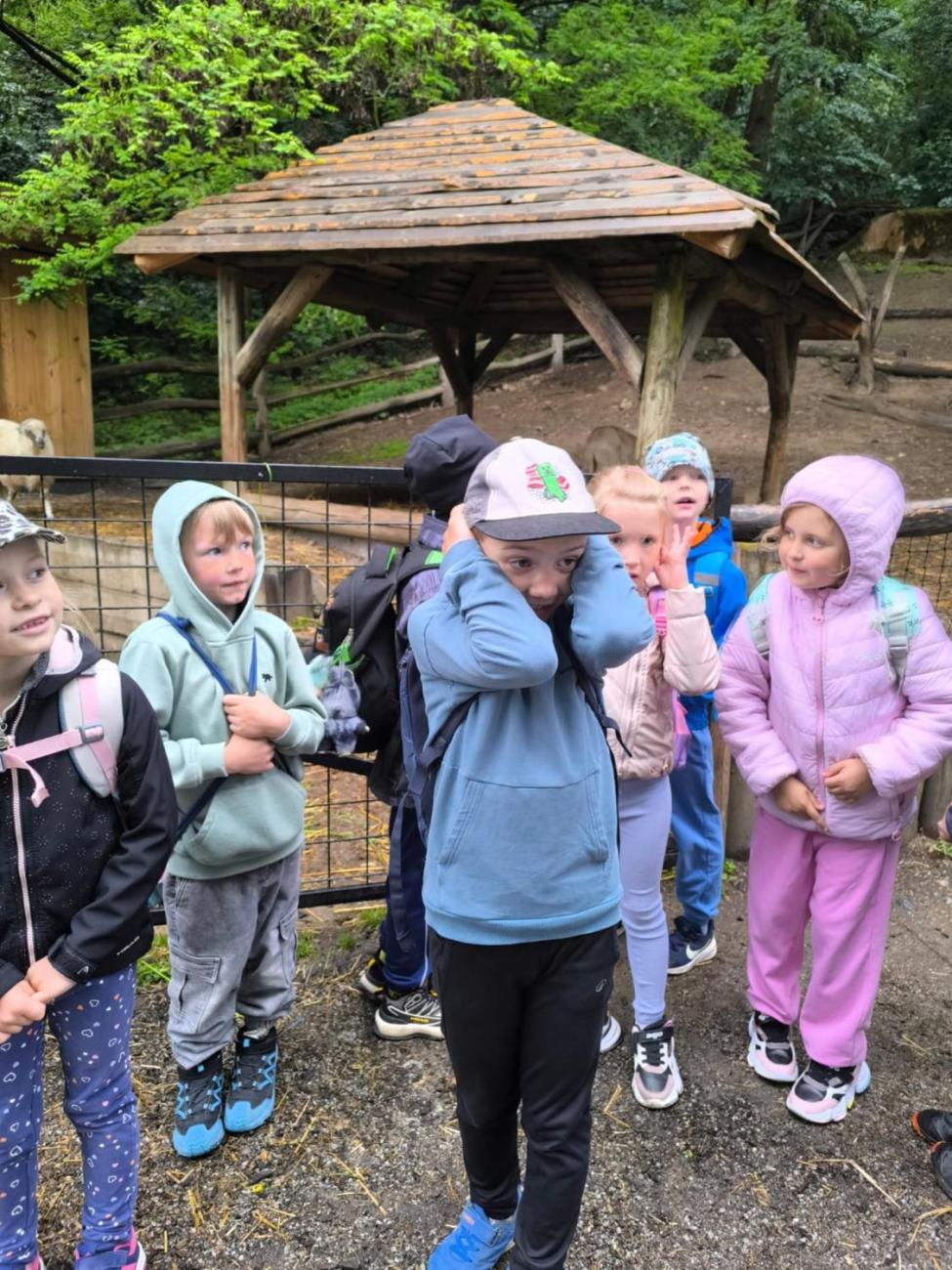 Návštěva Zoo Jihlava – program „Když jsem já sloužil“  1.A