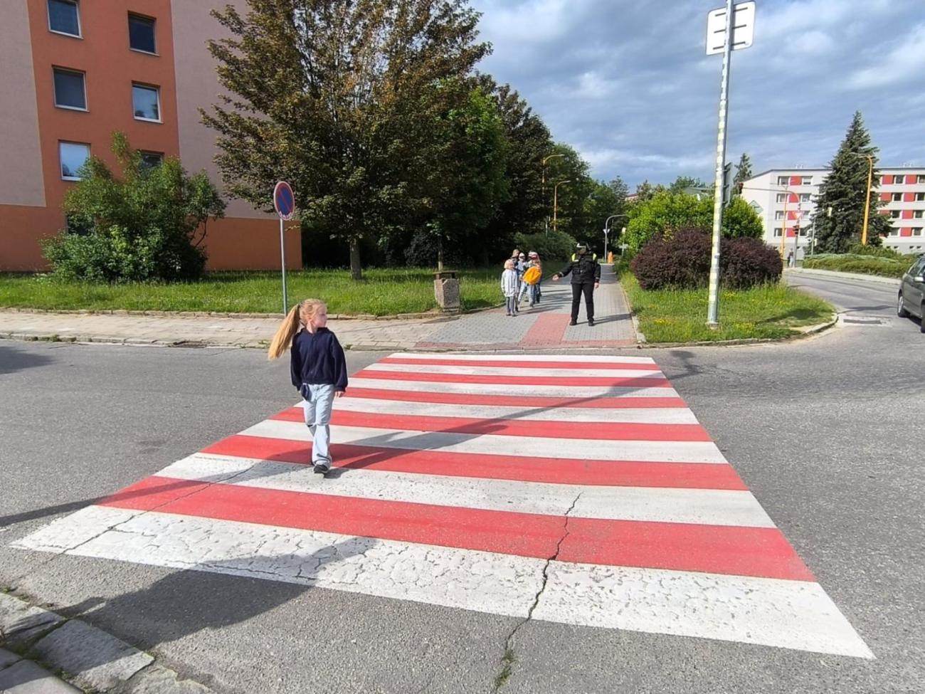 Spolupráce s městskou policií - Bezpečné přecházení vozovky 1.A