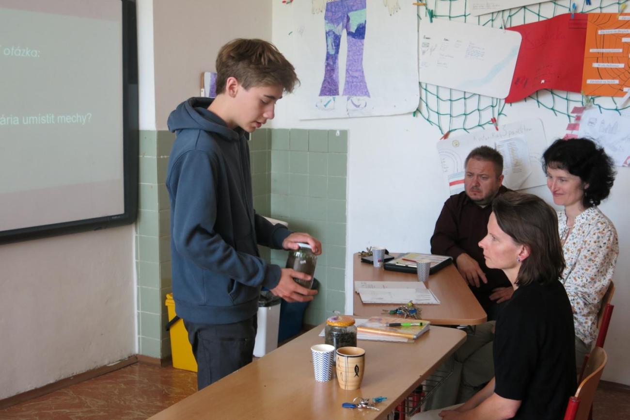 Deváťáci představili své seminární práce