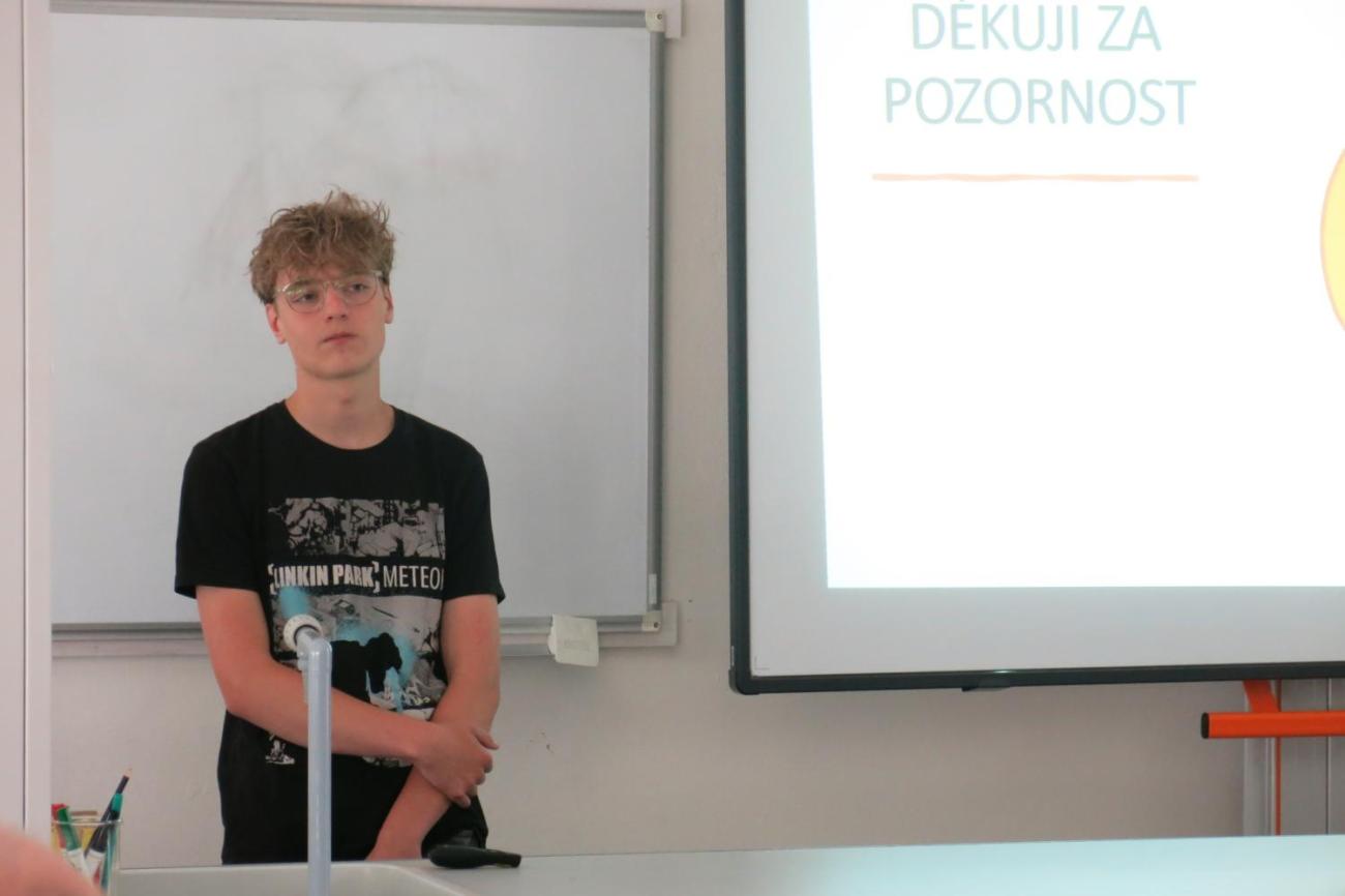 Deváťáci představili své seminární práce