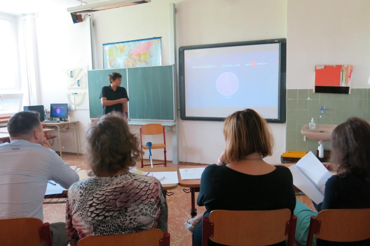 Deváťáci představili své seminární práce