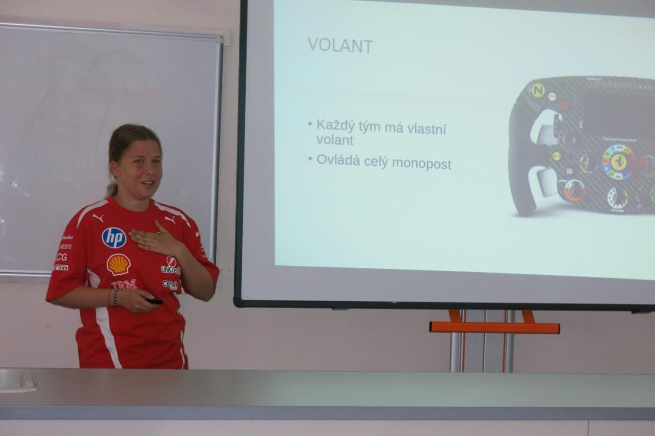 Deváťáci představili své seminární práce