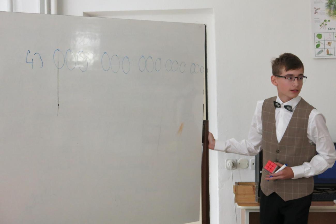Deváťáci představili své seminární práce