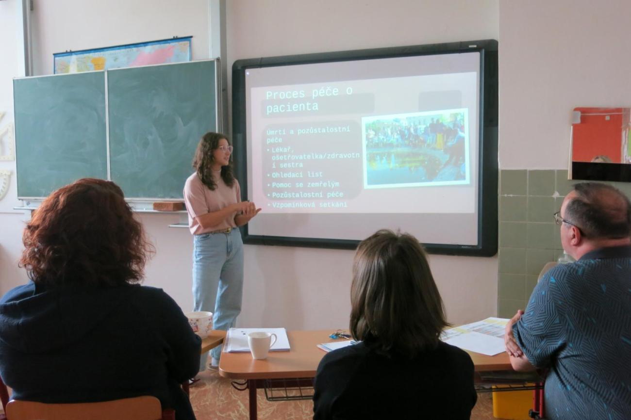 Deváťáci představili své seminární práce